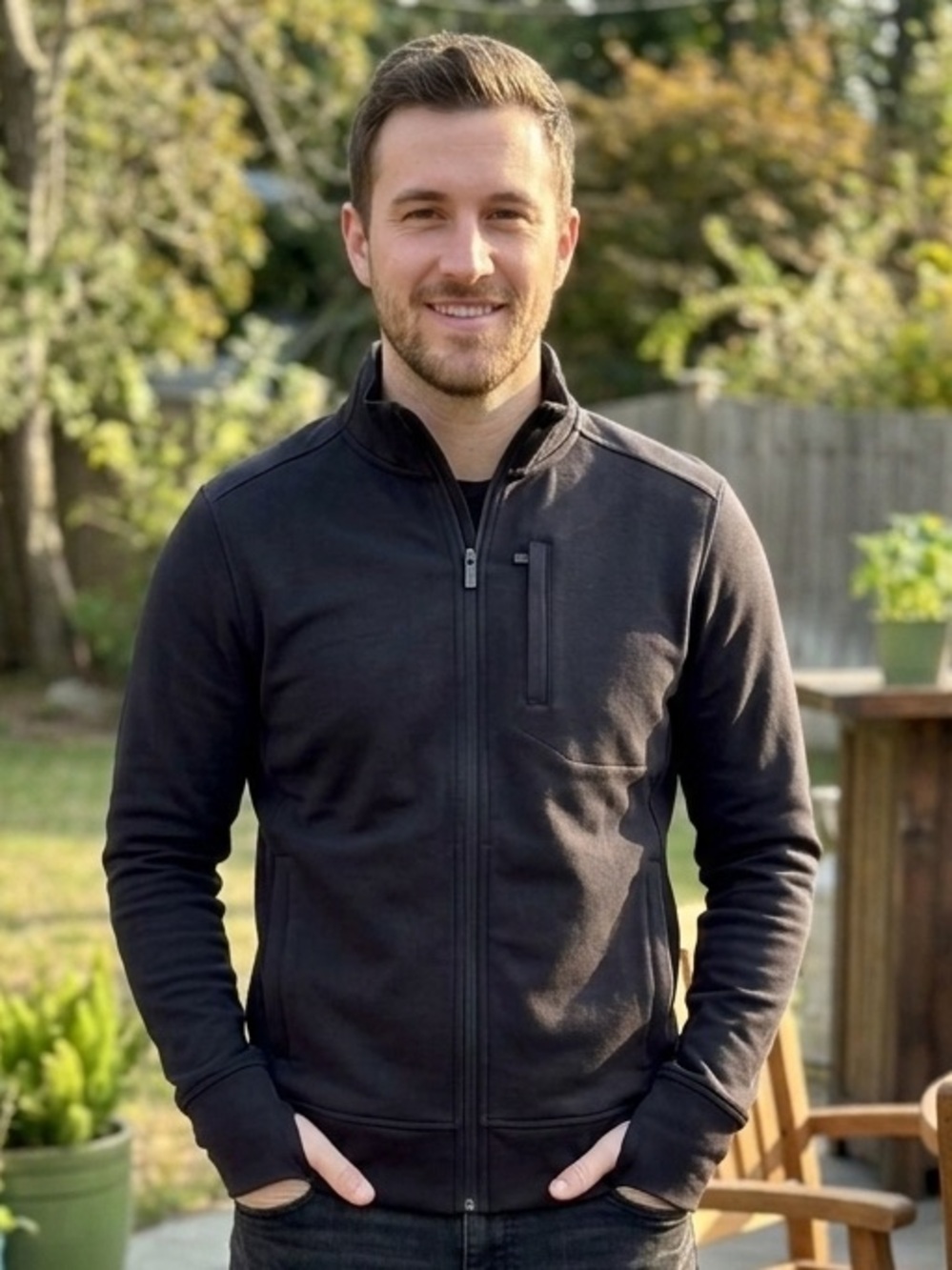 NWT Perry Ellis Men’s Full-Zip Fleece Performance Jacket - Black - Small